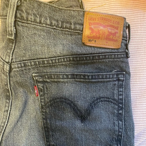 Faded grey Levi 501s - Picture 1 of 6